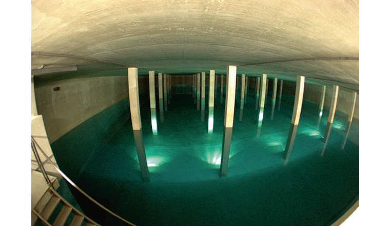La Suisse compte environ 5400 réservoirs d'eau potable. Les règles reconnues de la technique concernant la planification, l'étude, la construction, l'exploitation et l'entretien de ceux-ci sont présentées dans la directive SVGW W6.