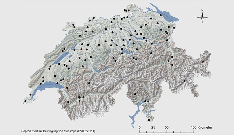 Une centaine de ruisseaux répartis dans toute la Suisse ont été analysés dans le cadre de cette étude. (Graphique : Ilg & Alther, 2024, révisé)