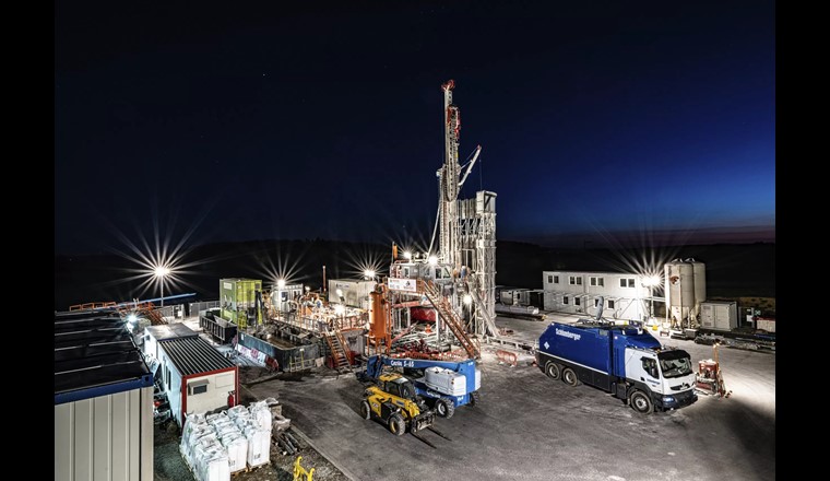 Photo prise pendant le forage profond de la Nagra en 2020 à Trüllikon (photo : Nagra)